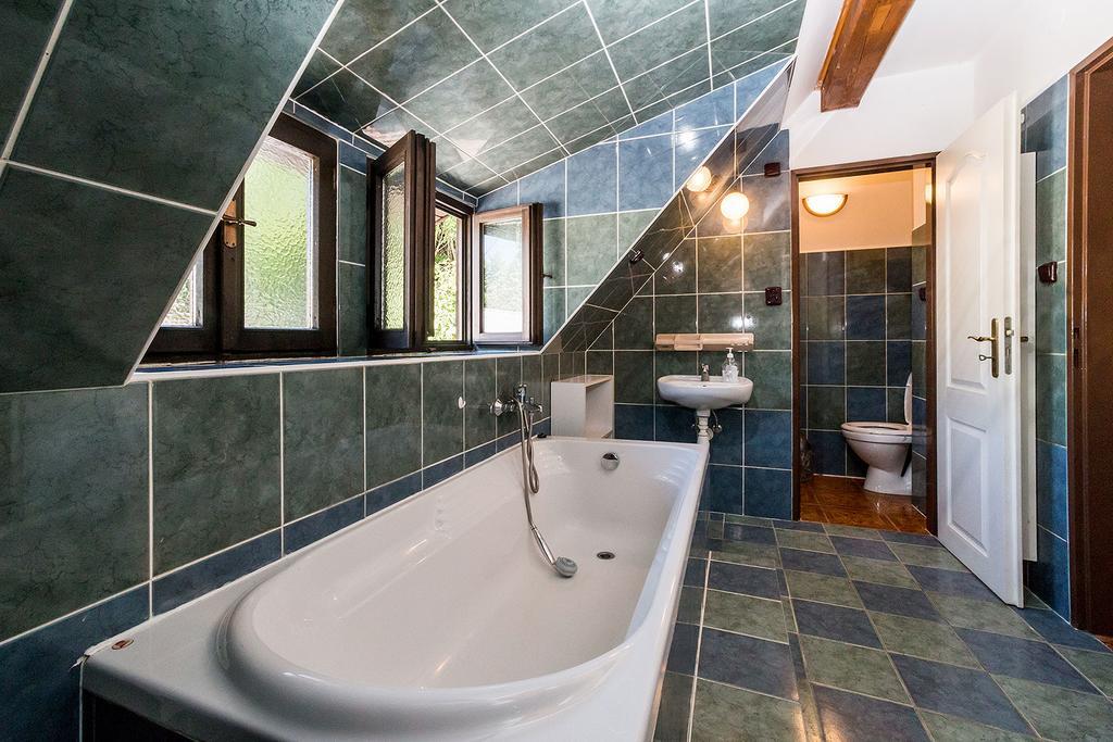 Apartmany Havana Cesky Krumlov Ruang foto